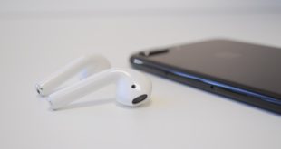 AirPods-iPhone-3-1
