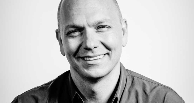 Tony-Fadell-Google-Glass-2_phixr