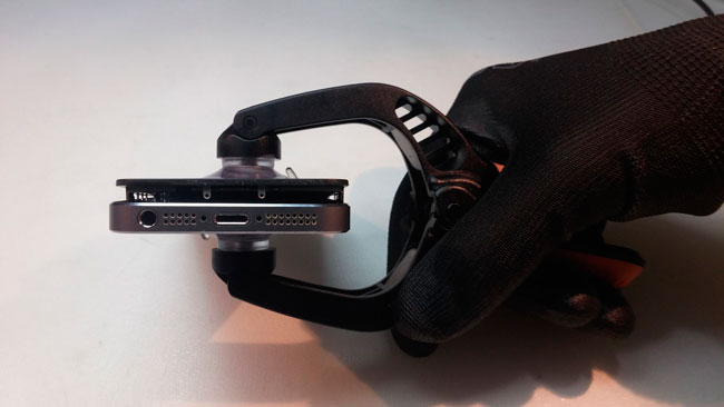 Reparaci&oacute;n conector de carga iPhone 5s