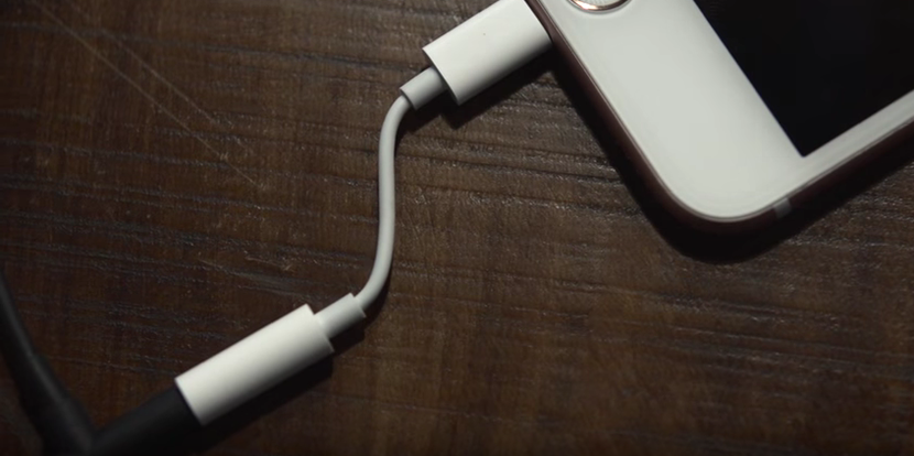 Adaptador Lightning-Jack Apple