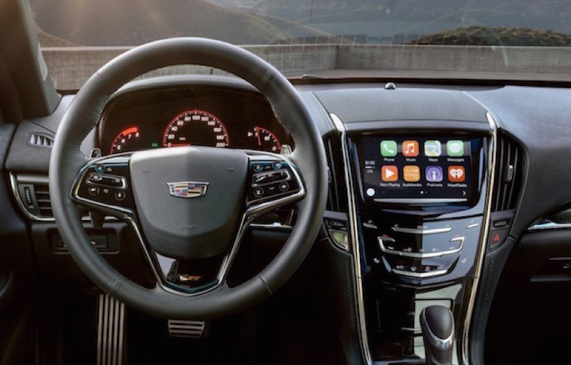 Cadillac-and-CarPlay